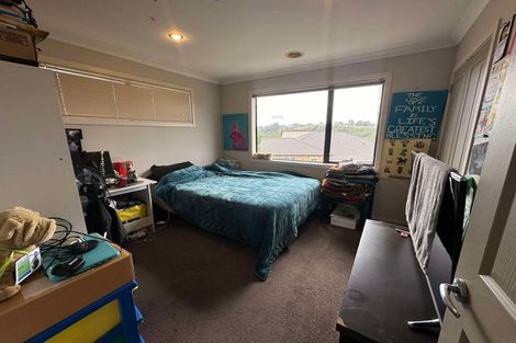 Photo of property in 89 Te Puia Drive, Aotea, Porirua, 5024