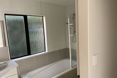 Photo of property in 8a Parsons Glen, Karori, Wellington, 6012