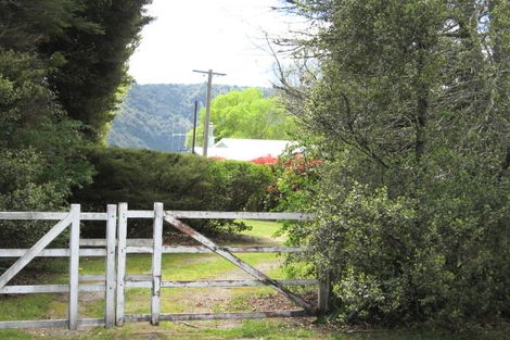Photo of property in 14 Emery Road, Rotoiti Forest, Rotorua, 3074
