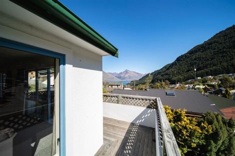 Photo of property in 20b Watts Road, Fernhill, Queenstown, 9300