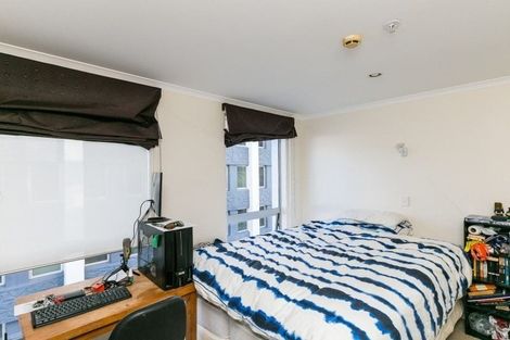 Photo of property in Terrace Heights Apartments, 12b/163 The Terrace, Wellington Central, Wellington, 6011