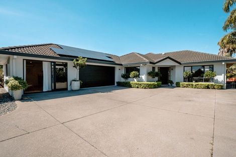 Photo of property in 16 Tomika Crescent, Papamoa Beach, Papamoa, 3118