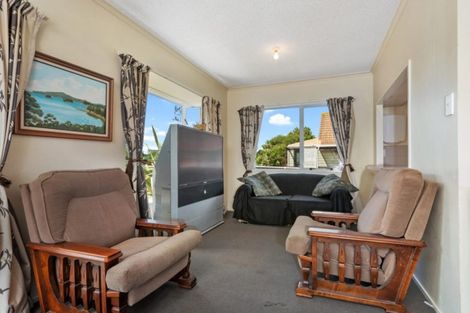 Photo of property in 32 Topaz Drive, Papamoa Beach, Papamoa, 3118