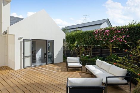 Photo of property in 47 Nielsen Gardens, Rototuna, Hamilton, 3210