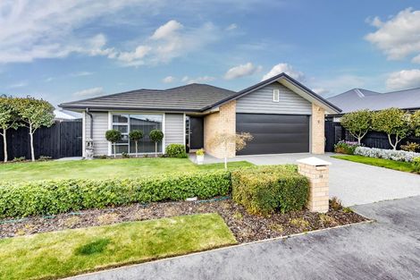 Photo of property in 30 Taiore Crescent, Marshland, Christchurch, 8083
