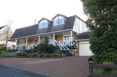 Photo of property in 12 Tadley Court, Goodwood Heights, Auckland, 2105