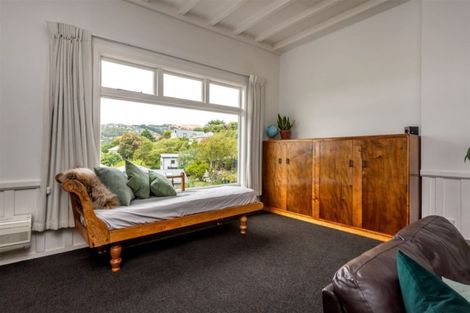 Photo of property in 10 Dyers Pass Road Cashmere Christchurch City