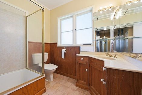 Photo of property in 23 Lynmore Avenue, Lynmore, Rotorua, 3010