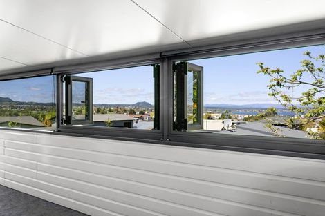 Photo of property in 24 Luberon Way, Nukuhau, Taupo, 3330