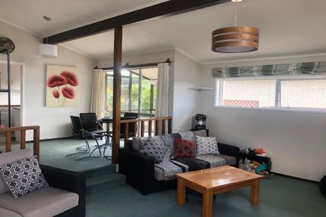 Photo of property in 8 Newcastle Road, Dinsdale, Hamilton, 3204