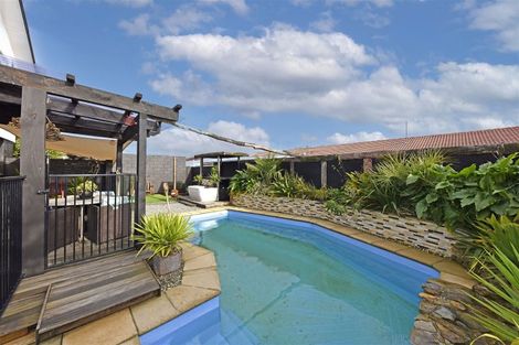 Photo of property in 2/16 Steadman Road, Broomfield, Christchurch, 8042