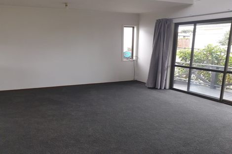 Photo of property in 7b Edgewater Parade, Waiuku, 2123