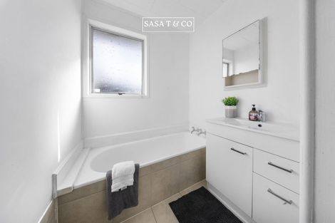 Photo of property in 9b O'connor Street, Otara, Auckland, 2023