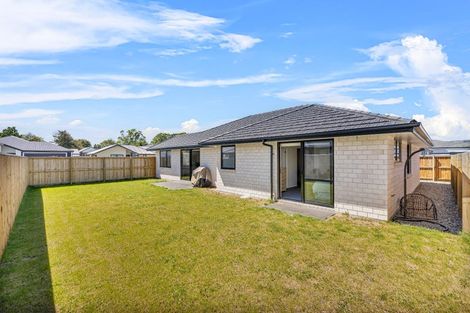 Photo of property in 16 Wexford Crescent, Halswell, Christchurch, 8025