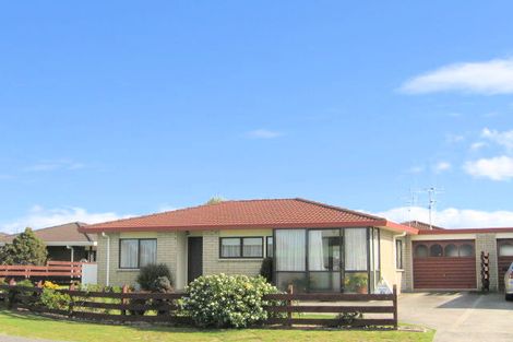 Photo of property in 2a Ngarimu Place, Mount Maunganui, 3116