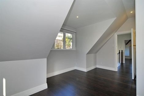 Photo of property in 15 Roscoe Terrace, Wadestown, Wellington, 6012