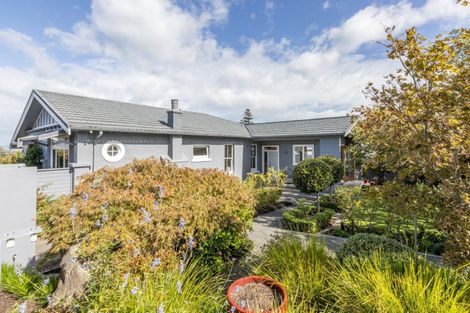 Photo of property in 12 Havelock Road, Hospital Hill, Napier, 4110