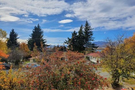 Photo of property in 41 Aorangi Crescent, Lake Tekapo, 7999