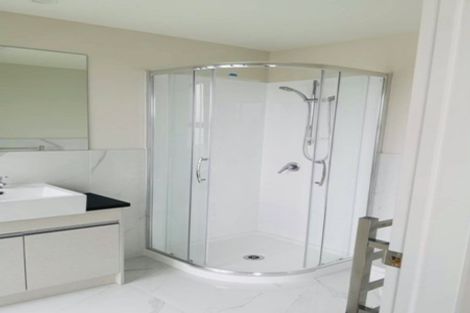 Photo of property in 14b Hollowout Street, Takanini, 2112