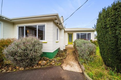 Photo of property in 11b Havelock Place, Blagdon, New Plymouth, 4310