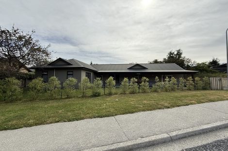Photo of property in 14mt Aspiring College, 131 Plantation Road, Wanaka, 9305