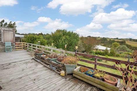 Photo of property in 109 Hurndall Street East, Maungaturoto, 0520