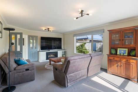 Photo of property in 106 Weggery Drive, Waikanae Beach, Waikanae, 5036