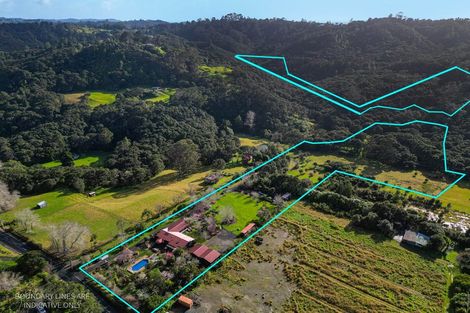 Photo of property in 19-21 Mountain Road, Henderson Valley, Auckland, 0612