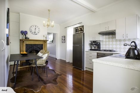 Photo of property in 26 Aramoana Avenue, Devonport, Auckland, 0624