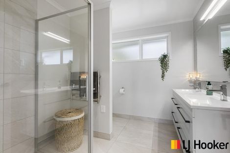 Photo of property in 75 Waimanu Awa Road, Runciman, Drury, 2579