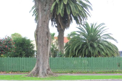 Photo of property in 2/191 Grey Street, Hamilton East, Hamilton, 3216