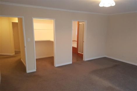 Photo of property in 4 Royal Oak Drive, Kelvin Grove, Palmerston North, 4414