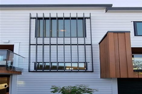 Photo of property in 28d Walker Road, Point Chevalier, Auckland, 1022