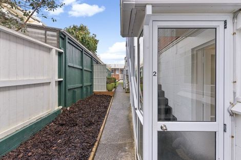 Photo of property in 2/4 Cecil Road, Milford, Auckland, 0620