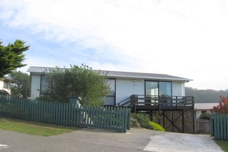 Photo of property in 18 Awatea Street, Ranui, Porirua, 5024