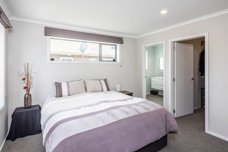 Photo of property in 94 Mazengarb Road, Paraparaumu Beach, Paraparaumu, 5032