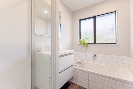 Photo of property in 23 Rosewood Place, Paraparaumu, 5032