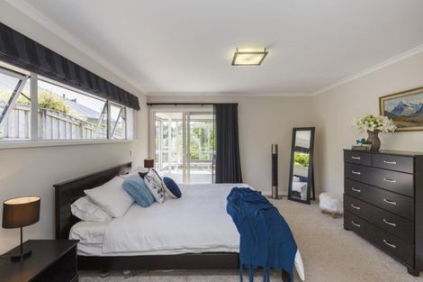 Photo of property in 28 Cashmere Drive, Fitzherbert, Palmerston North, 4410