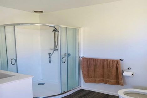 Photo of property in 46 Hawkhurst Road, Lyttelton, 8082