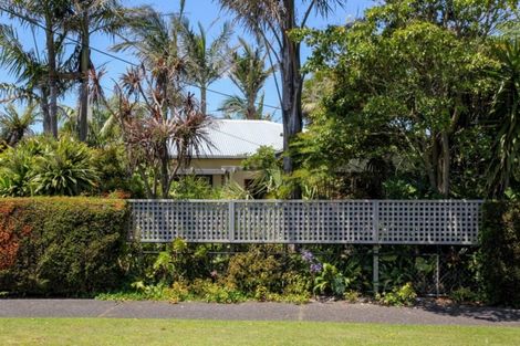 Photo of property in 65 Paynters Avenue, Strandon, New Plymouth, 4312