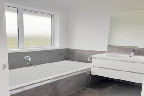 Photo of property in 54 Rapana Drive, Tuakau, 2121