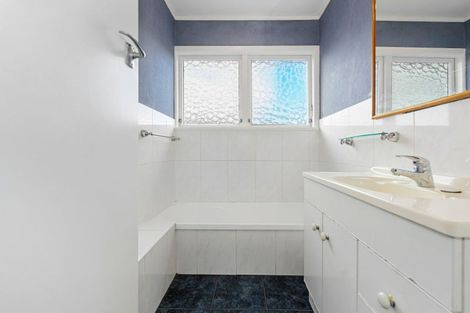 Photo of property in 280 Sandwich Road, St Andrews, Hamilton, 3200