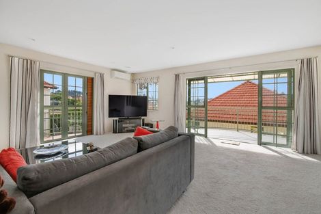 Photo of property in 24 Parkwood Crescent, Gulf Harbour, Whangaparaoa, 0930