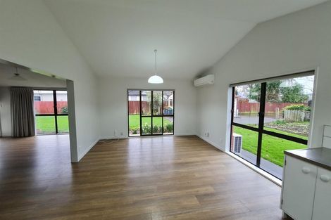 Photo of property in 1/17 Scotston Avenue, St Albans, Christchurch, 8052