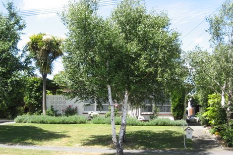 Photo of property in 14 Fenhall Street, Russley, Christchurch, 8042