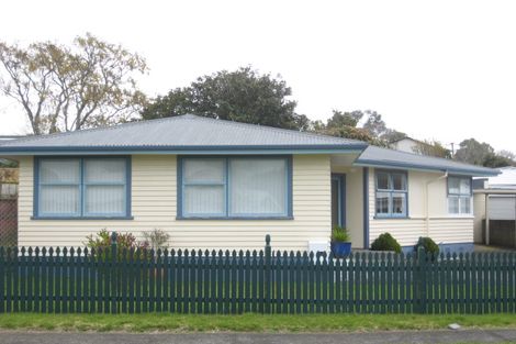 Photo of property in 10 Trelawney Crescent, Westown, New Plymouth, 4310