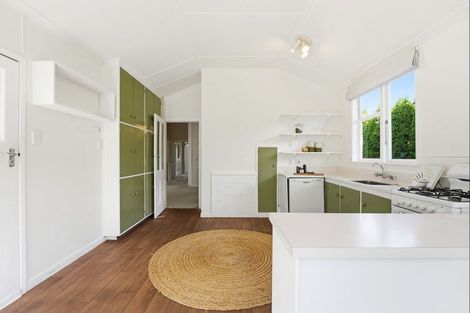 Photo of property in 80 Great North Road, Saint Johns Hill, Whanganui, 4500