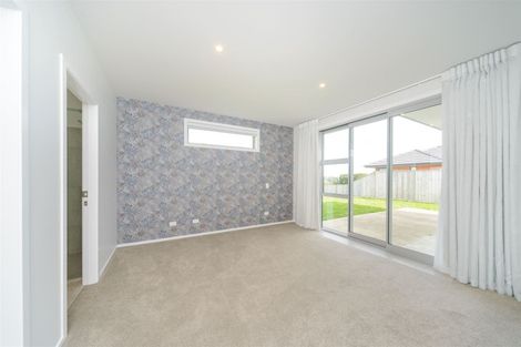 Photo of property in 162 Pacific Drive, Fitzherbert, Palmerston North, 4410