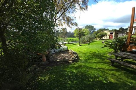 Photo of property in 8874 Paeroa Kopu Road, Puriri, Thames, 3578