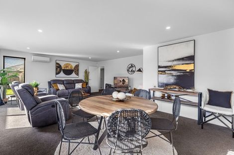 Photo of property in 32 Tamapahore Boulevard, Papamoa Beach, Papamoa, 3118